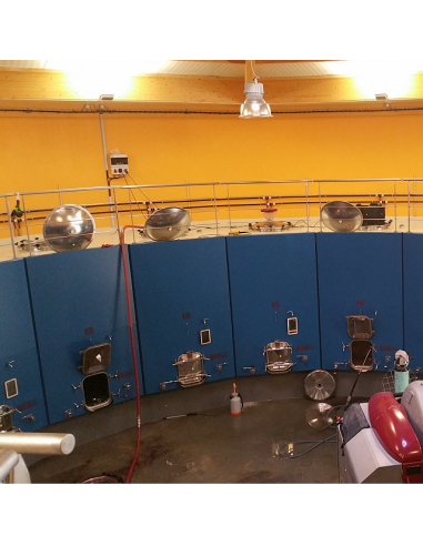 PEINTURE À EFFET ANTI-SALISSURE SPÉCIALE MURS DE CHAIS